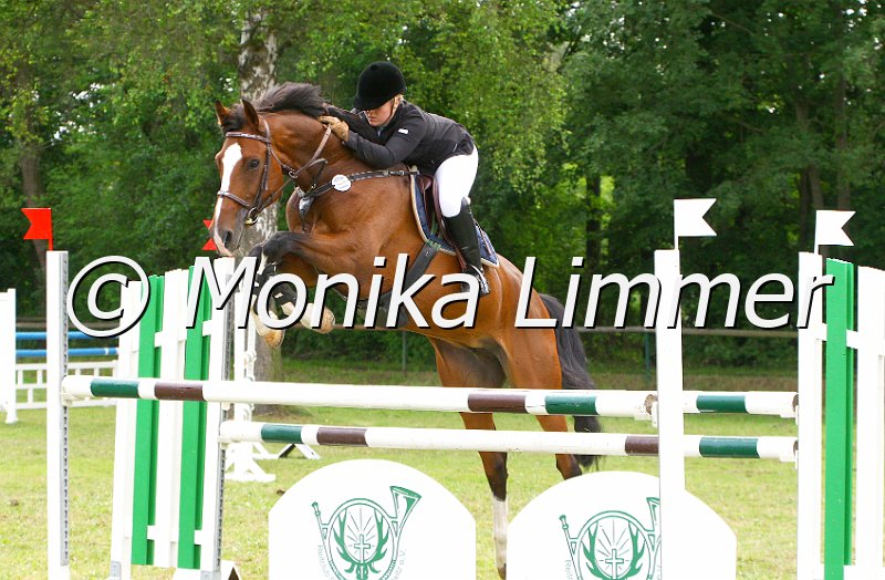 007M9967_e 20x30.jpg